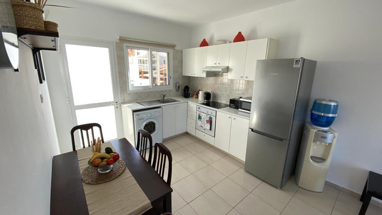 Roof Terrace & Sea View Entire Apartment เปเยีย ภายนอก รูปภาพ