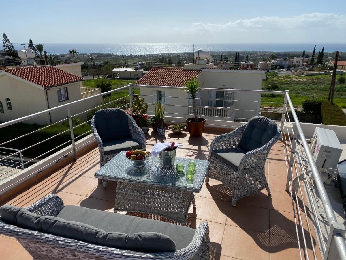 Roof Terrace & Sea View Entire Apartment เปเยีย ภายนอก รูปภาพ